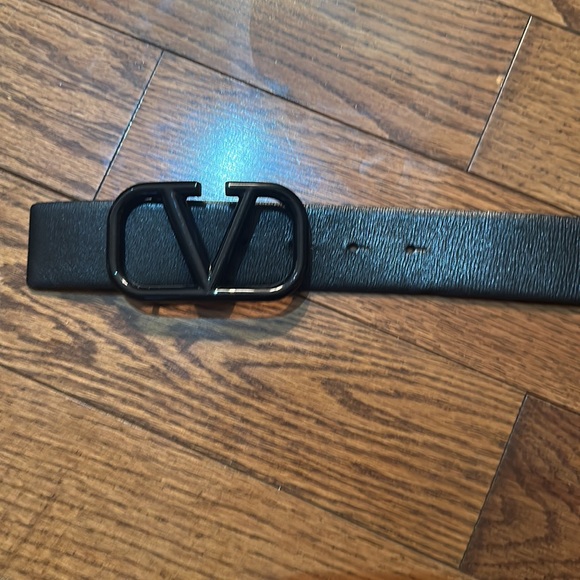 Valentino Garavani belt - Picture 11 of 17